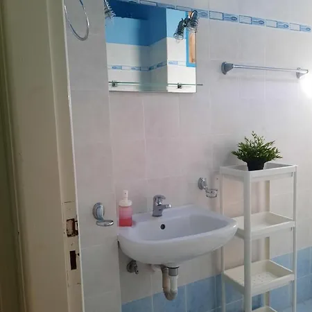 Panagioula Apartment *